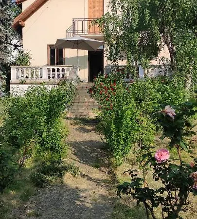 Maison Les Bains 8 Personnes